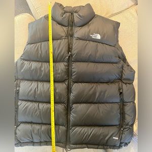Men’s xxl black Northface 700 puffer - like new!